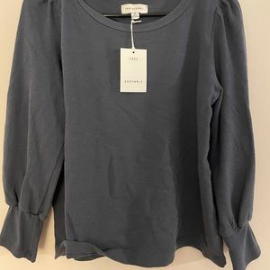 NWT BLUE LONG SLEEVE SHIRT FREE ASSEMBLY